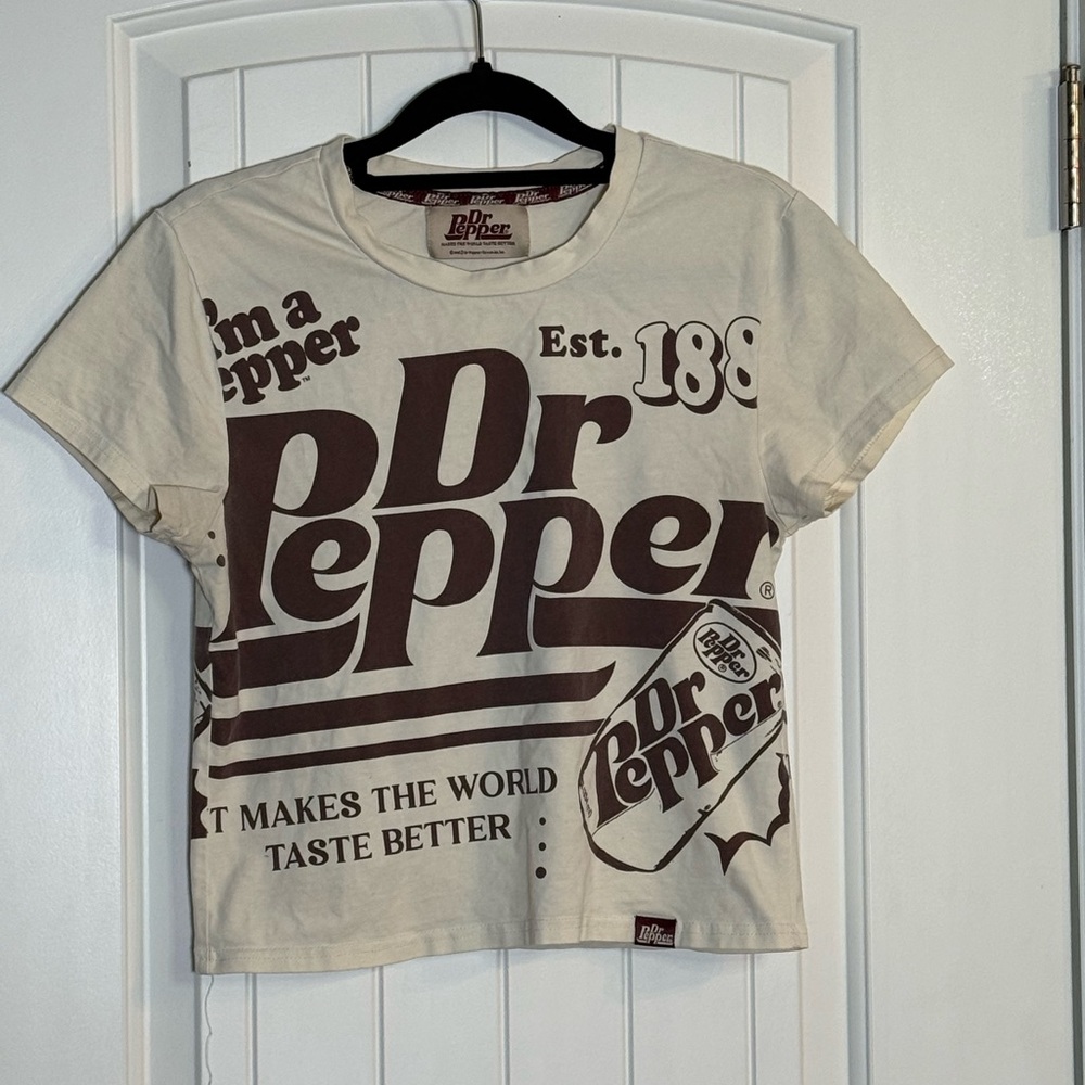 Dr Pepper Logo Graphic Tee - Cream with Brown Print